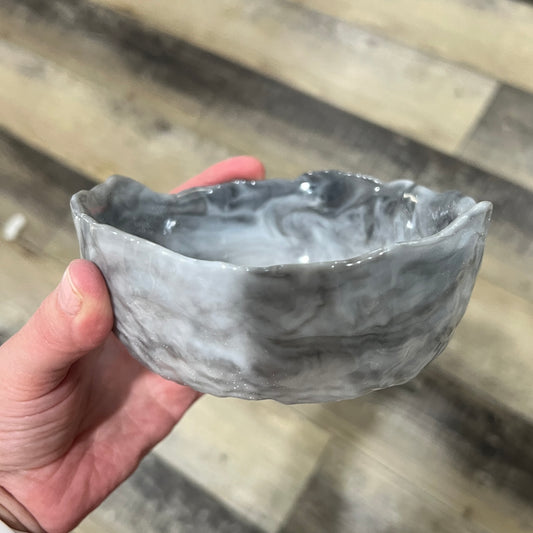 Handmade Resin Bowl – Grey & White Marbled Finish with Irregular Edge