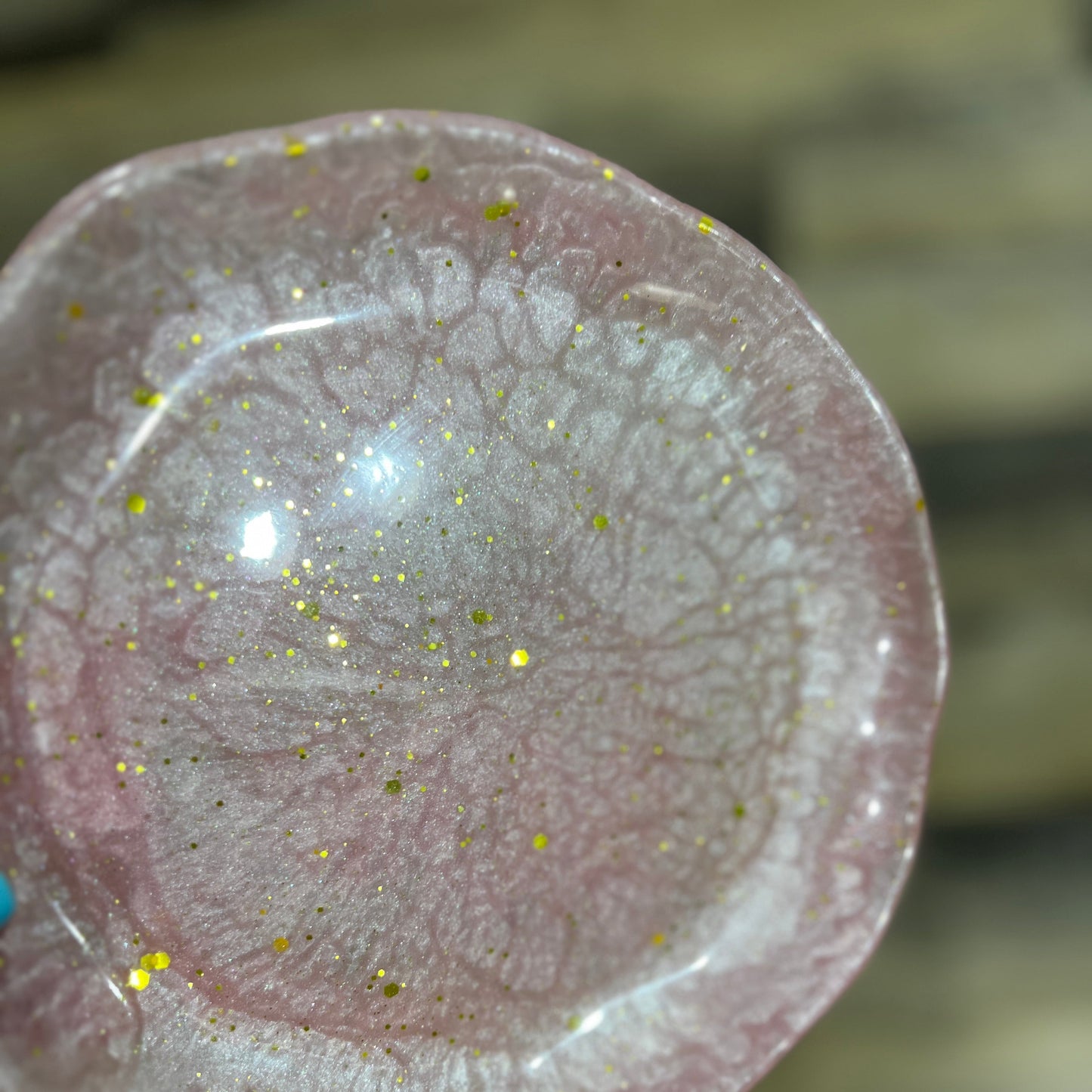 Resin Plate Pink with Gold Flakes
